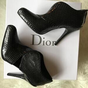 Christian Dior black leather ankle boots booties
